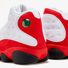 Load image into Gallery viewer, Jordan 13 “Chicago”