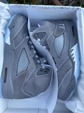 Load image into Gallery viewer, Jordan 5 "Wolf Grey"