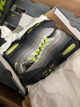 Load image into Gallery viewer, Air max 95 Big Bubble "Neon"