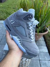 Load image into Gallery viewer, Jordan 5 "Wolf Grey"