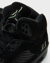 Load image into Gallery viewer, Jordan 5 "Halloween"